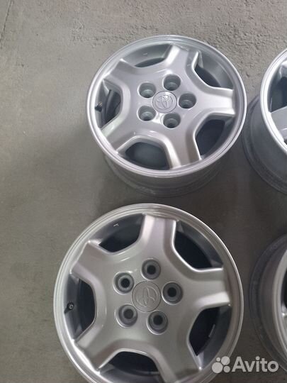 Литые диски Toyota r15 5x114.3