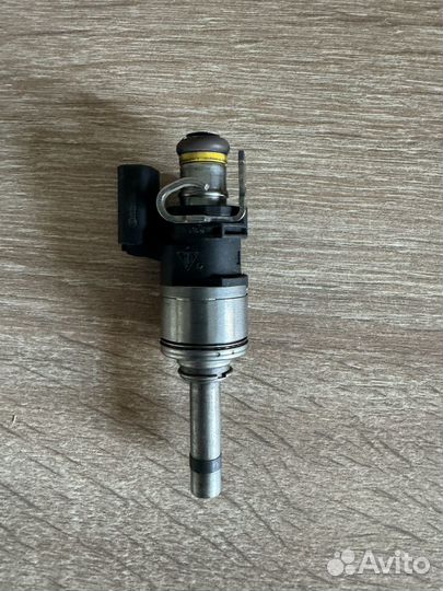 Форсунка porshe panamera 3.0 бензин 420сил