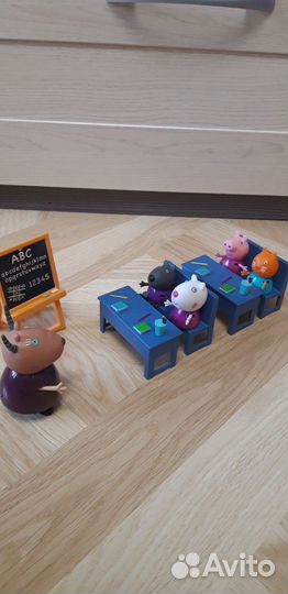 Школа Свинки Пеппа