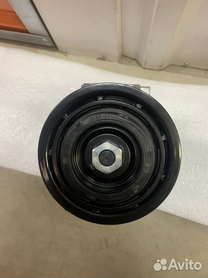 Компрессор кондиционера Kia Optima IV 2016