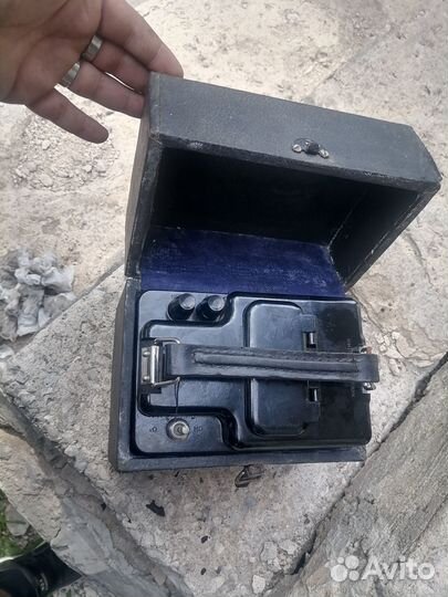 Мегаомметр М1101М