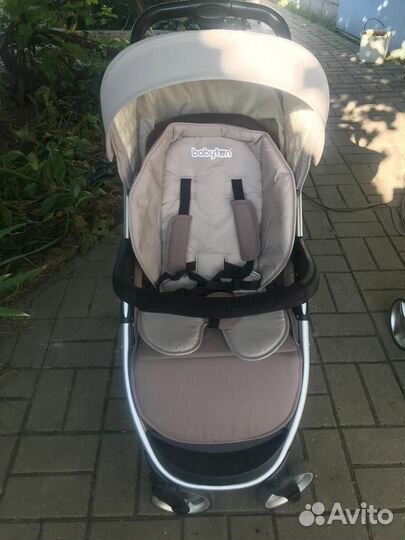 Прогулочная коляска