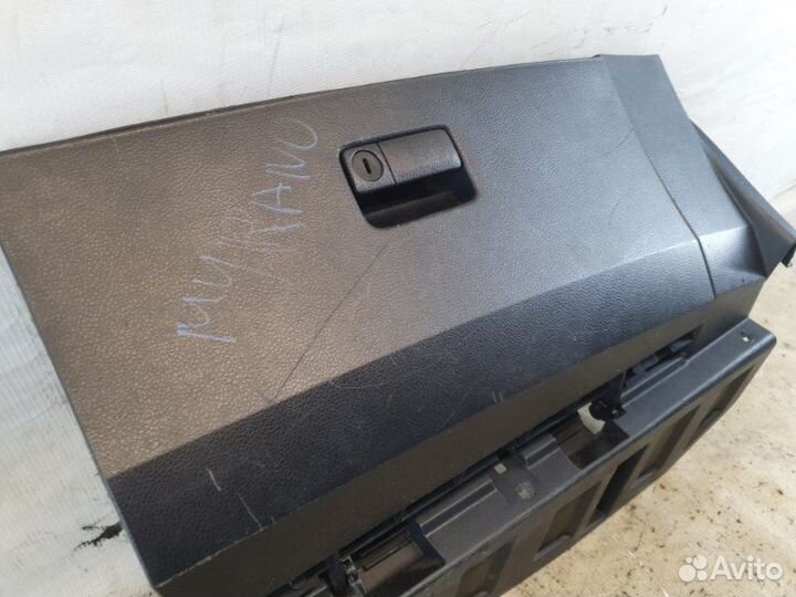 Бардачок Nissan Murano Z50 VQ35DE 2003