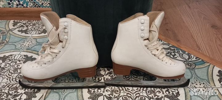 Фигурные коньки jackson artiste