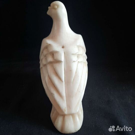 Винтажная статужтка Голубь из мрамора