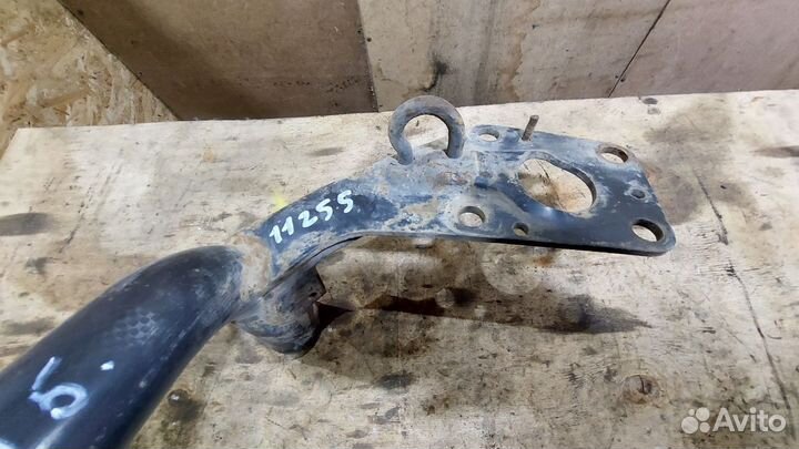 Кронштейн переднего бампера левый Passat B5