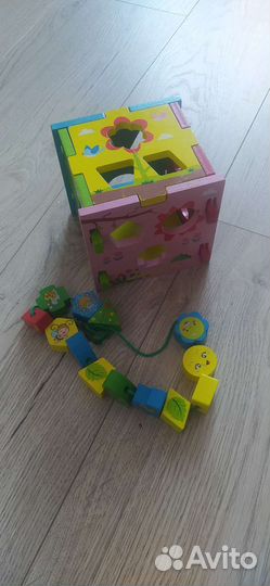 Развивающие игрушки