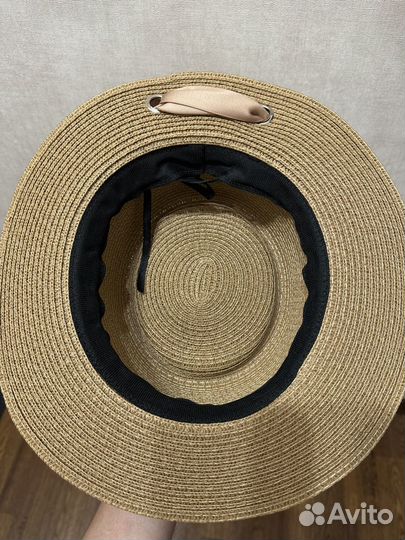 Шляпа женская соломенная