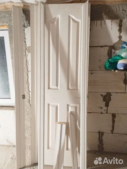 Двери межкомнатные белые