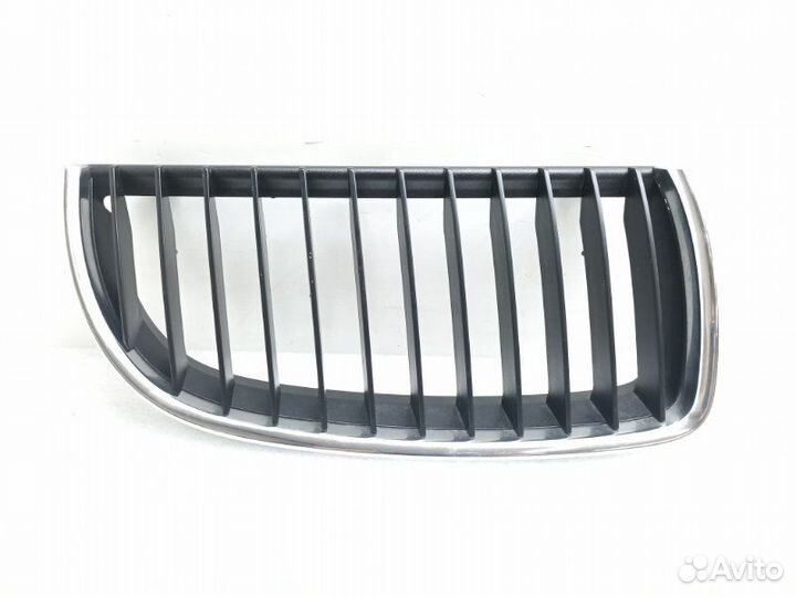 Решетка радиатора передняя правая Bmw 3-Series E90