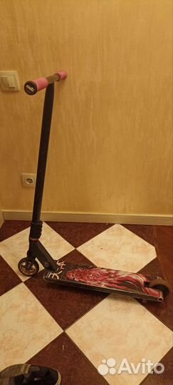 Трюковой самокат