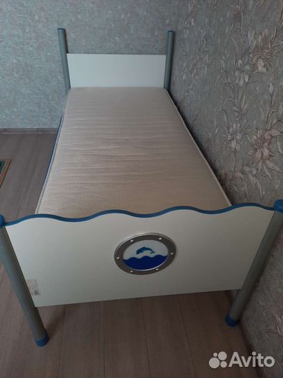 Двухъярусная кровать бу