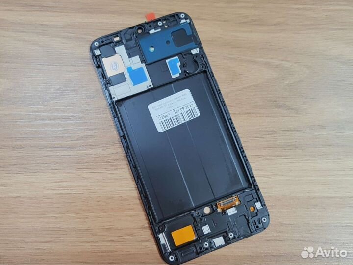 Дисплей Samsung A30 SM-A305F в рамке incell