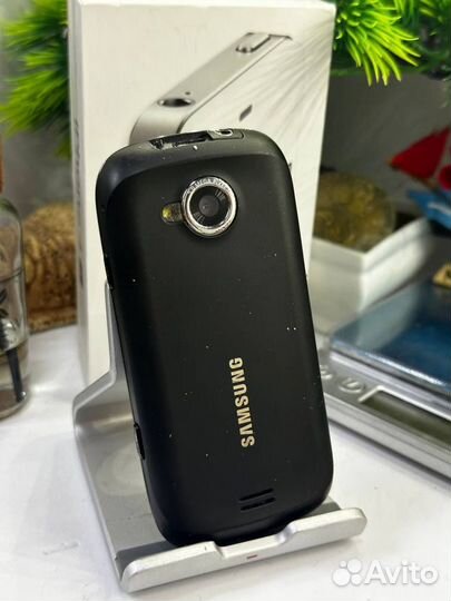 Samsung S5560