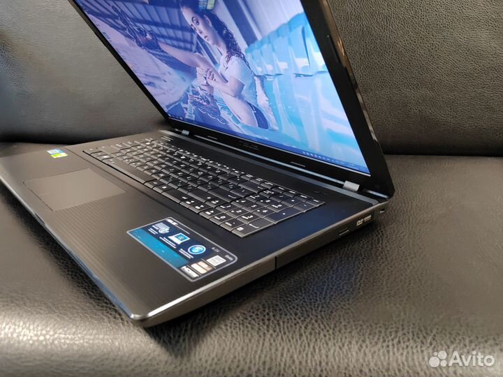 Игровой Asus 17.3/ i5-3230M/GT 720M/SSD 256GB