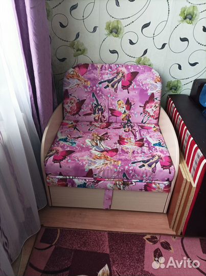Продам детский диван- кресло