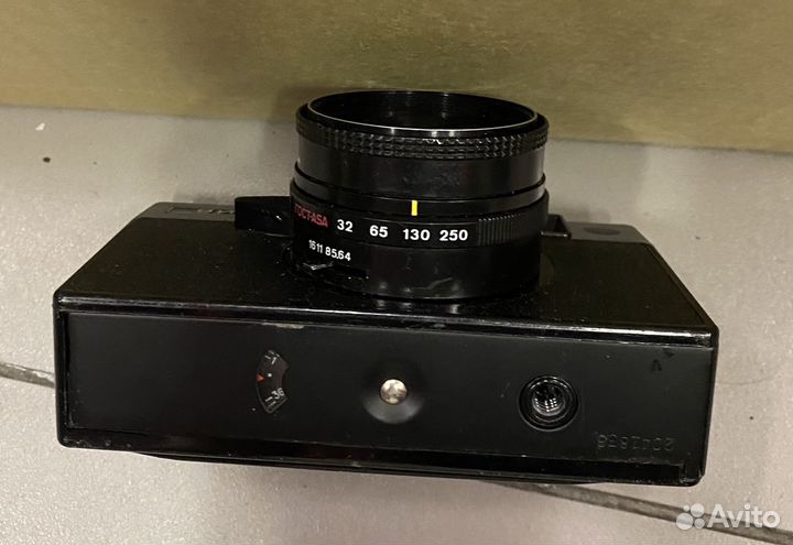 Пленочный фотоаппарат Vilia