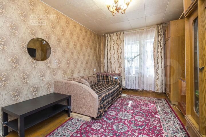 4-к. квартира, 80 м², 1/9 эт.