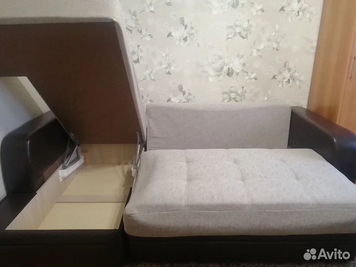 Угловой диван