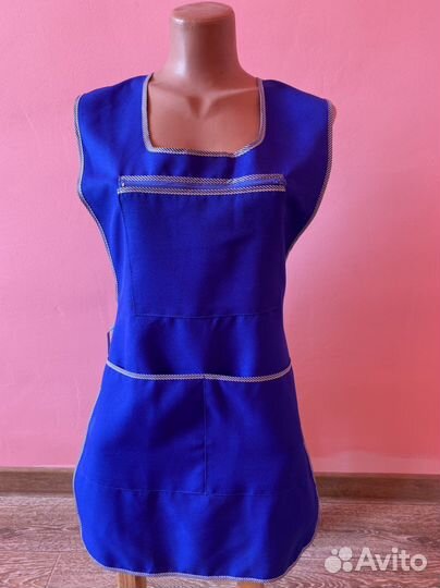 Фартук габардиновый на груди карман с замком