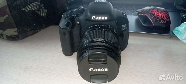 Новый Зеркальный фотоаппарат canon 600d + сумка