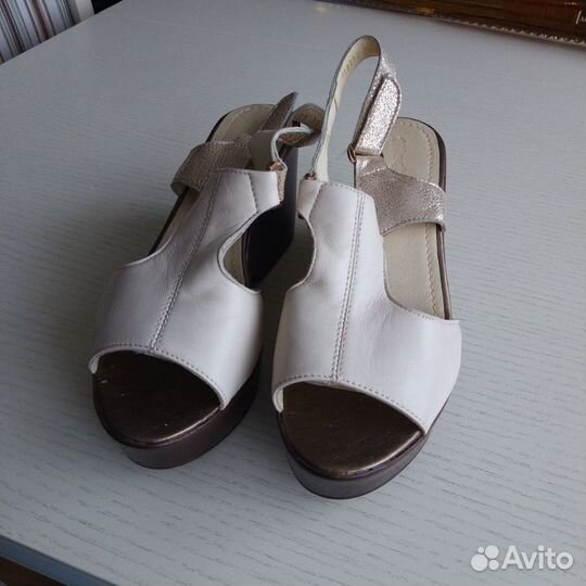 Босоножки