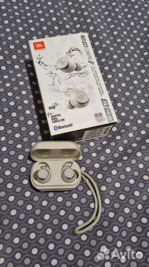 JBL reflect flow PRO