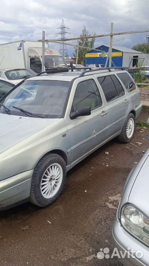 Volkswagen Golf 1.8 МТ, 1996, 200 000 км