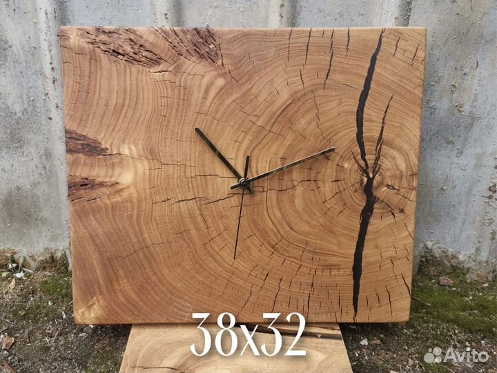 В наличии настенные часы из массива