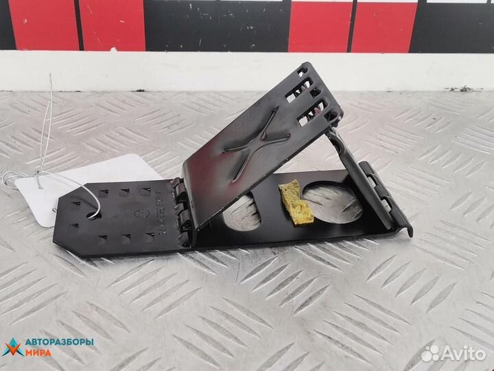 Упор противооткатный Mercedes-Benz E-Класс