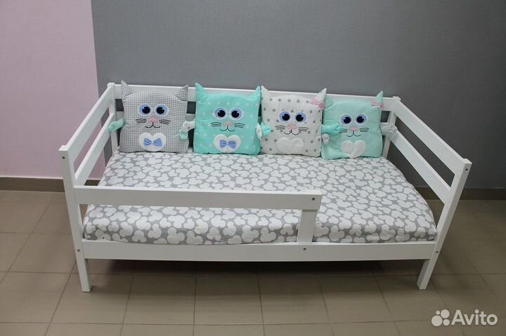 Детская кровать из массива