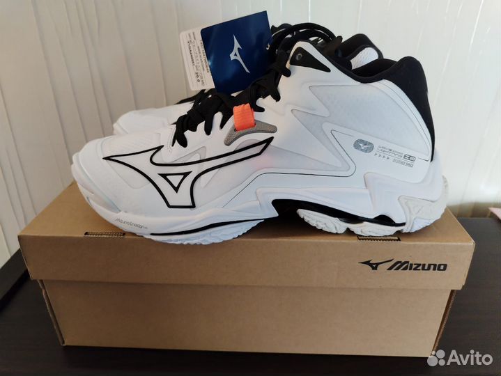 Кроссовки Mizuno wave z8 mid
