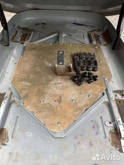 Автобокс на крышу автомобиля