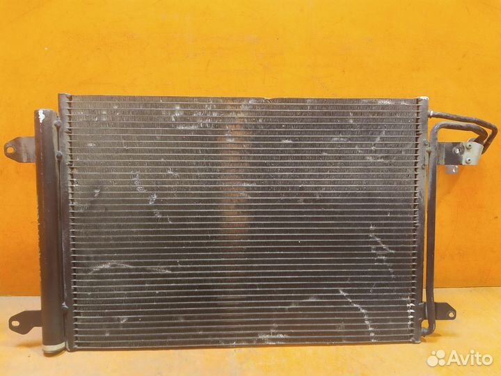 Радиатор кондиционера Skoda Yeti 1 2009-2018