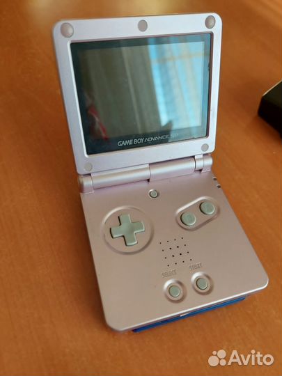 Gameboy с картриджами