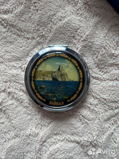 Зеркало карманное