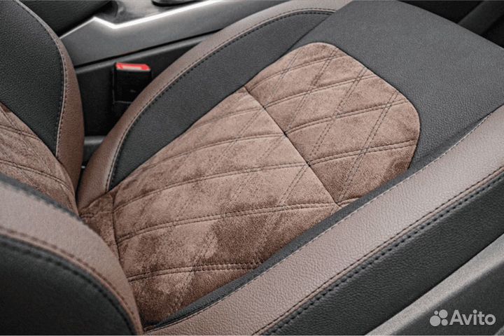 Чехлы на Ford Kuga 2 рестаилинг