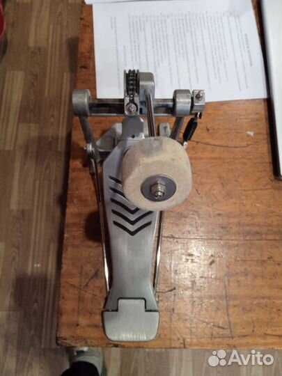 Одиночная педаль для бас барабана yamaha