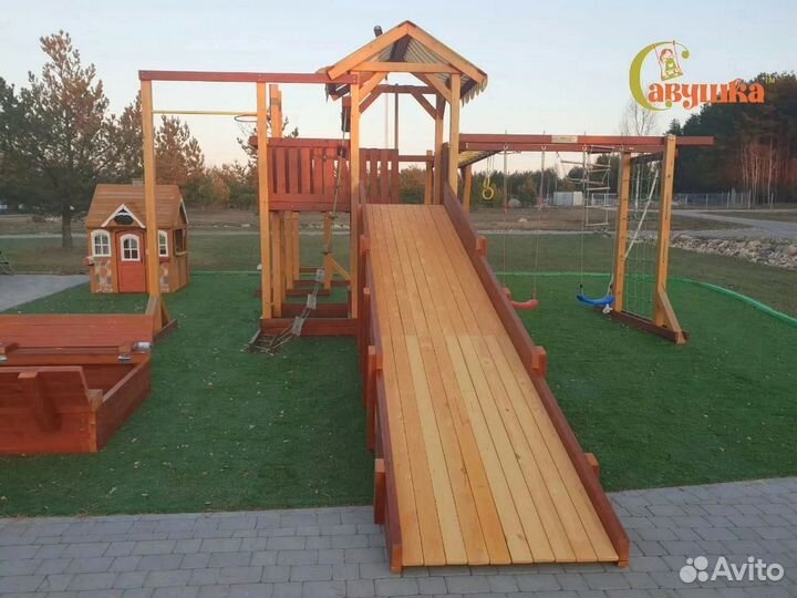 Детский спортивный комплекс с крышей