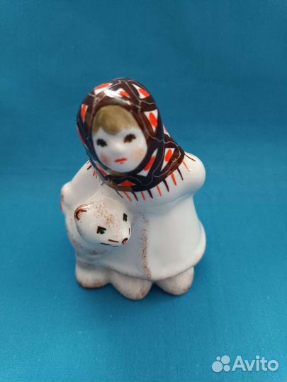 Фарфоровые статуэтки