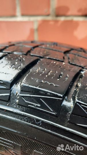 Dunlop SP Winter Maxx WM01 185/70 R14 88