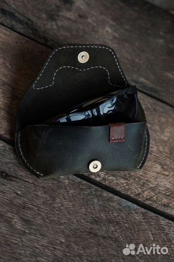 Футляр для очков из кожи ручной работы