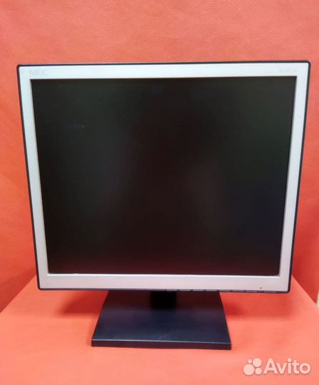 Монитор NEC 1701 LCD