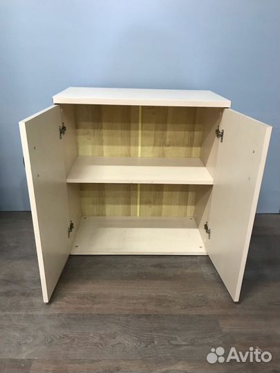 Тумба распашная с дверцами