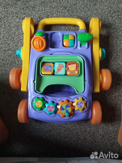 Детская машинка каталка с ручкой