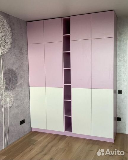 Шкаф распашной