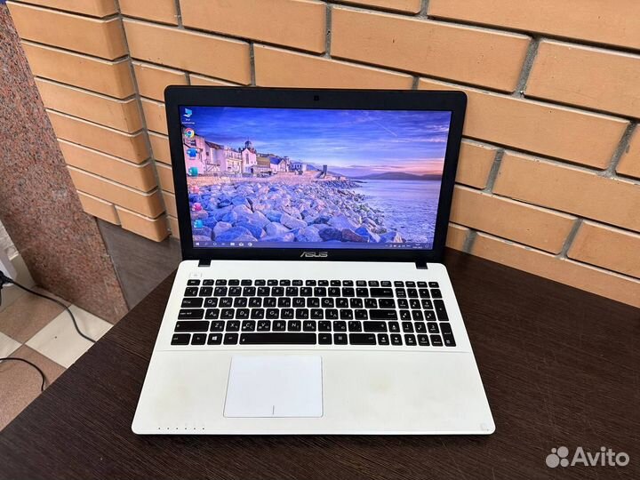 Ноутбук Asus/SSD/8Гб/A4-5