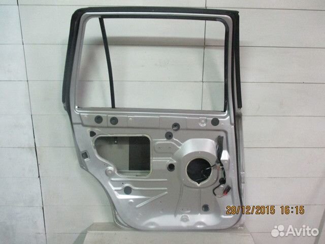 Дверь задняя левая Вольво XC90
