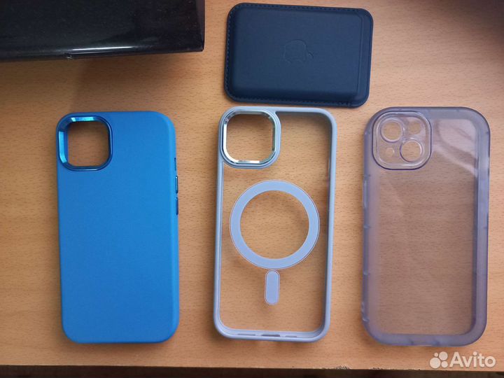 Чехол на iPhone 13