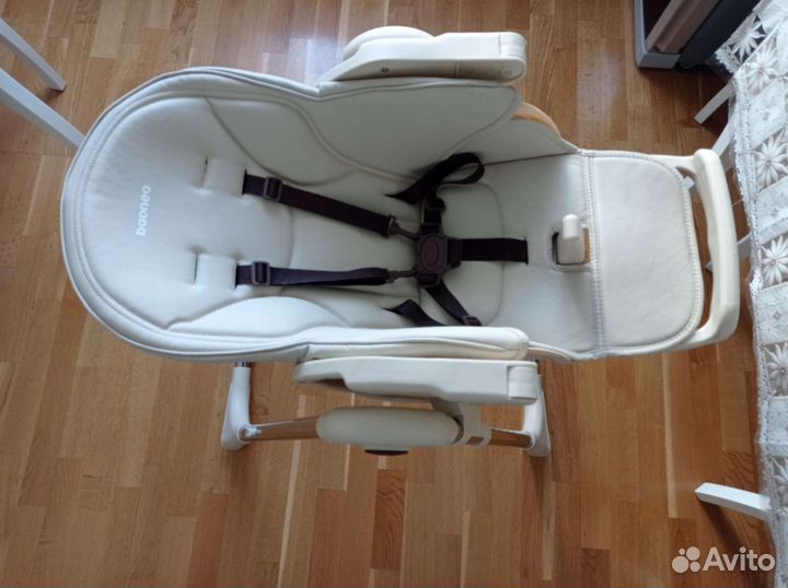 Детский стульчик для кормления